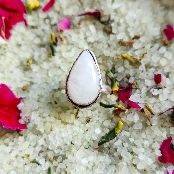 Moonstone sterling silver plated ring - Picture 1 of 4